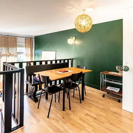 Elegant Triplex With Private Parking-2br-4p-honfleur * Онфлёр